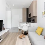 아파트 Shellter - By Jantar