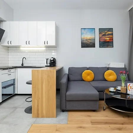 Shellter - By Jantar Apartment