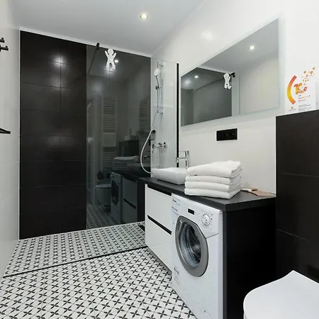 아파트 Shellter - By Jantar 로고보