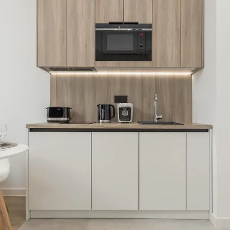 Shellter - By Jantar * 로고보