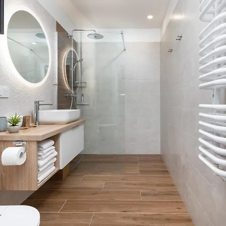 Shellter - By Jantar * 로고보