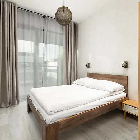 Shellter - By Jantar Apartment *