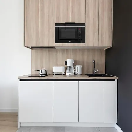 Shellter - By Jantar Apartment