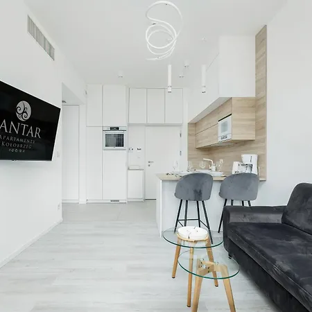 Apartment Shellter - By Jantar
