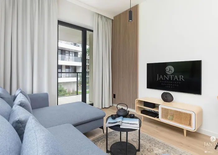 Shellter - By Jantar Apartment *